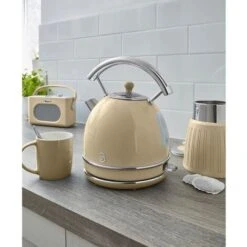 SWAN SK14630CNEU Retro Hervidor Agua Eléctrico, 1,8 L, Resistencia Oculta Acero Inoxidable, Sin BPA, Inalámbrico 3000W Crema -Cocina Electrodomésticos Ventas 68350218 3