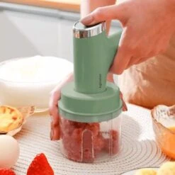 Mini Batidora Recargable Con Batidor De Huevos Y Triturador 5 Velocidades Color: Verde 9 Mini Batidora Recargable Con Batidor De Huevos Y Triturador 5 Velocidades Color: Verde -Cocina Electrodomésticos Ventas 90147433 3